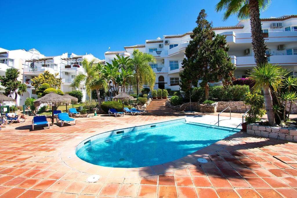 פואנגירולה Spectacular Apartment In Matchroom Country Club מראה חיצוני תמונה